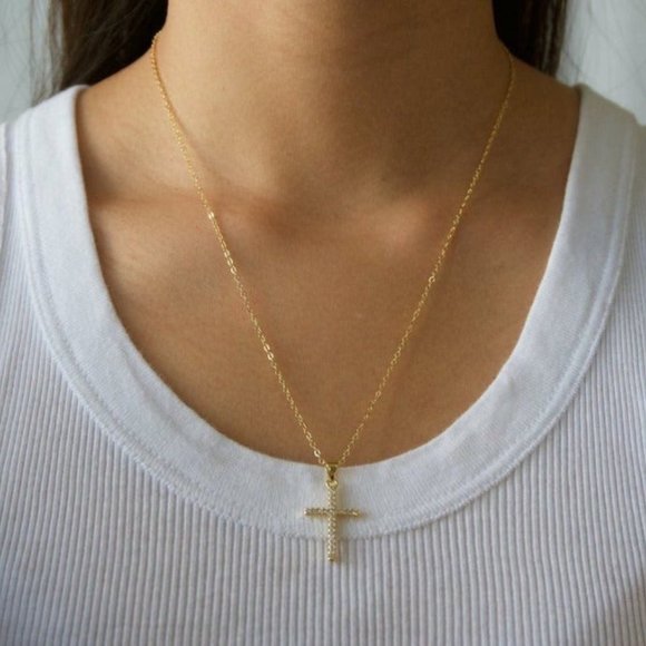 14k Yellow Gold Diamond Cross 18 Inch Necklace - Picture 3 of 6